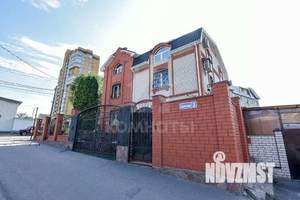 Коттедж 379м², 3-этажный, участок 4 сот.  