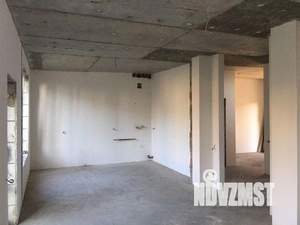 Коттедж 220м², 3-этажный, участок 5 сот.  