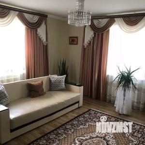 Дом 221м², 2-этажный, участок 8 сот.  