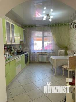 Дом 254м², 2-этажный, участок 3 сот.  