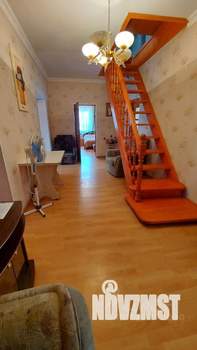 Дом 237м², 2-этажный, участок 10 сот.  