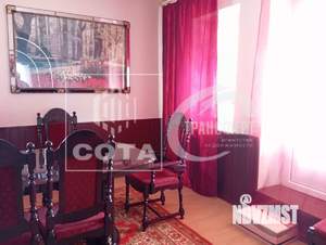 Дом 284м², 2-этажный, участок 10 сот.  