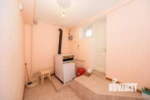 Дом 640м², 2-этажный, участок 15 сот.  