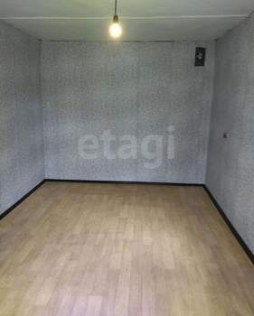 Дом 25м², 2-этажный, участок 6 сот.  