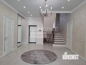 Коттедж 260м², 2-этажный, участок 10 сот.  