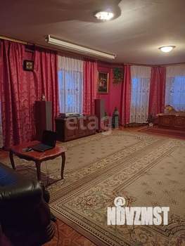 Дом 210м², 2-этажный, участок 6 сот.  