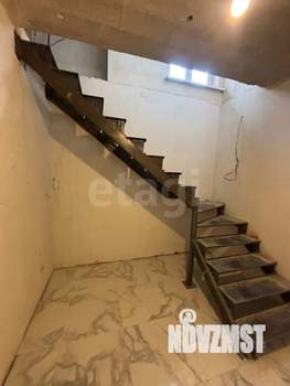 Дом 340м², 2-этажный, участок 15 сот.  