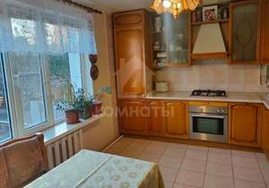 Дом 270м², 3-этажный, участок 5 сот.  