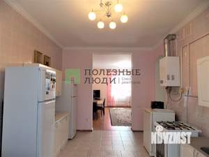Коттедж 202м², 2-этажный, участок 4 сот.  