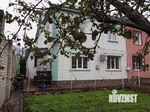 Дом 260м², 2-этажный, участок 3 сот.  