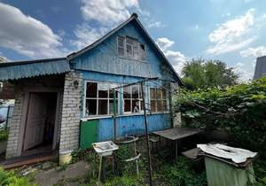 Дом 17м², 2-этажный, участок 7 сот.  