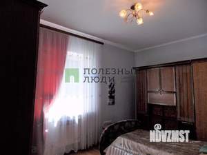 Коттедж 202м², 2-этажный, участок 4 сот.  