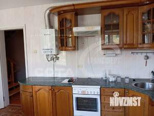 Дом 284м², 3-этажный, участок 10 сот.  
