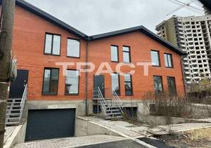 Дом 189м², 3-этажный, участок 7 сот.  