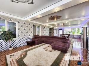 Дом 513м², 3-этажный, участок 5 сот.  