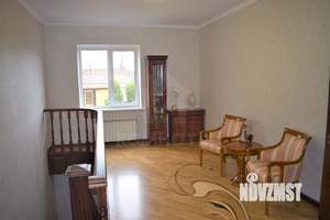Коттедж 600м², 3-этажный, участок 13 сот.  