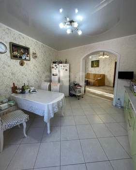 Дом 254м², 2-этажный, участок 3 сот.  
