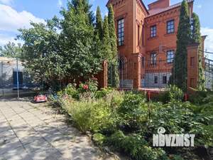 Коттедж 241м², 3-этажный, участок 4 сот.  