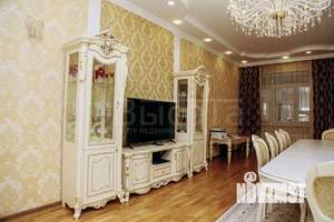 Дом 400м², 3-этажный, участок 5 сот.  