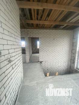 Дом 215м², 2-этажный, участок 10 сот.  