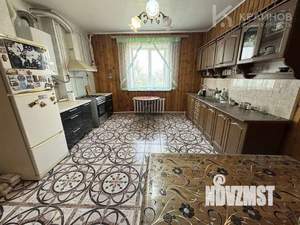 Дом 180м², 2-этажный, участок 9 сот.  