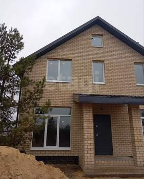 Дом 142м², 2-этажный, участок 6 сот.  