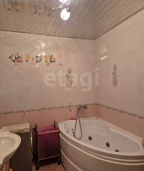 Дом 190м², 2-этажный, участок 6 сот.  