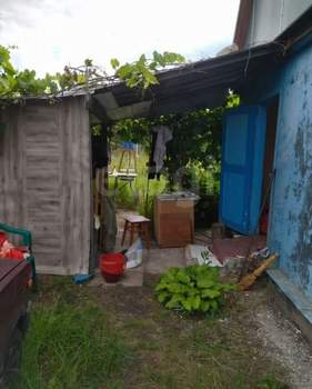 Дом 25м², 2-этажный, участок 6 сот.  