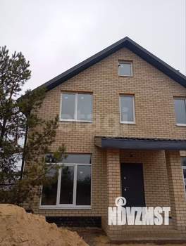 Дом 142м², 2-этажный, участок 6 сот.  