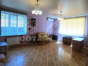 Дом 219м², 2-этажный, участок 6 сот.  