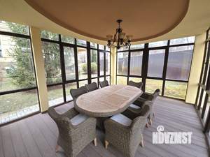 Коттедж 350м², 2-этажный, участок 10 сот.  