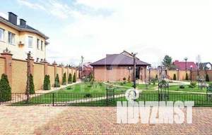 Дом 500м², 3-этажный, участок 15 сот.  