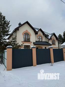 Дом 240м², 2-этажный, участок 8 сот.  