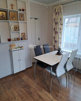 Дом 99м², 2-этажный, участок 9 сот.  