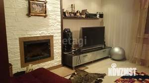 Дом 375м², 3-этажный, участок 10 сот.  