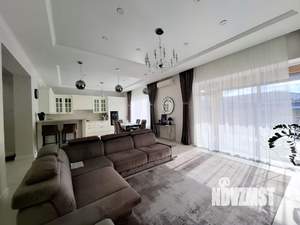 Коттедж 260м², 2-этажный, участок 15 сот.  
