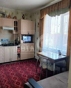 Дом 80м&sup2;, 2-этажный, участок 7 сот.  