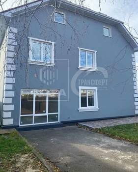 Дом 183м², 3-этажный, участок 6 сот.  