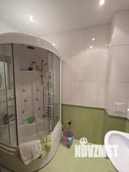 Коттедж 350м², 2-этажный, участок 10 сот.  