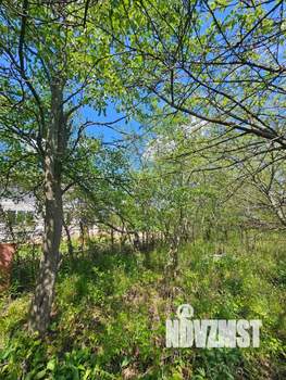 Дом 27м², 2-этажный, участок 6 сот.  