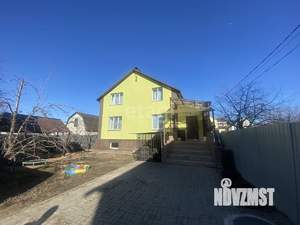 Дом 232м², 3-этажный, участок 5 сот.  