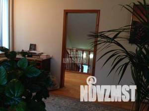 Коттедж 229м², 3-этажный, участок 2 сот.  