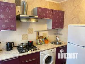 1-к квартира, посуточно, 32м2, 4/5 этаж