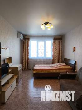 1-к квартира, посуточно, 42м2, 13/17 этаж
