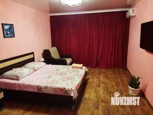 1-к квартира, посуточно, 42м2, 4/17 этаж