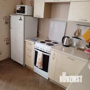 1-к квартира, посуточно, 40м2, 7/17 этаж