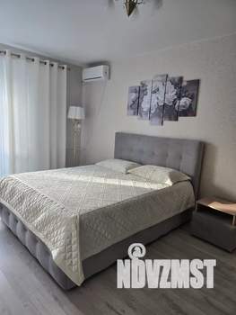 1-к квартира, посуточно, 38м2, 9/17 этаж