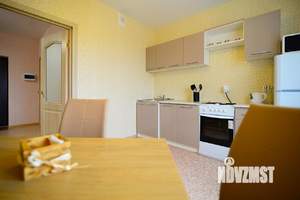 2-к квартира, посуточно, 57м2, 1/1 этаж