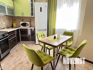 1-к квартира, посуточно, 38м2, 13/18 этаж