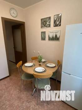 1-к квартира, посуточно, 38м2, 6/10 этаж